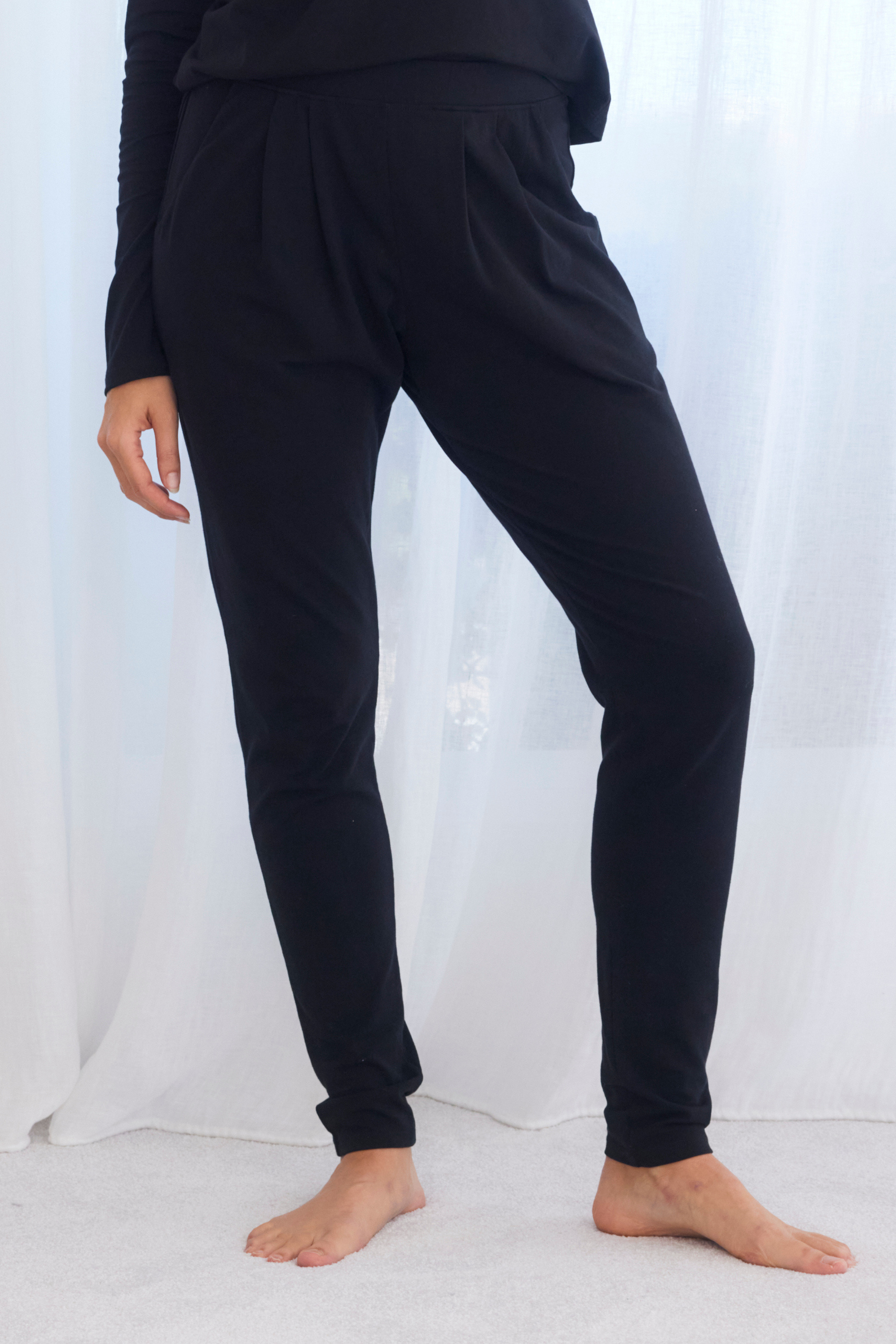 Slim leg pants - Jet black