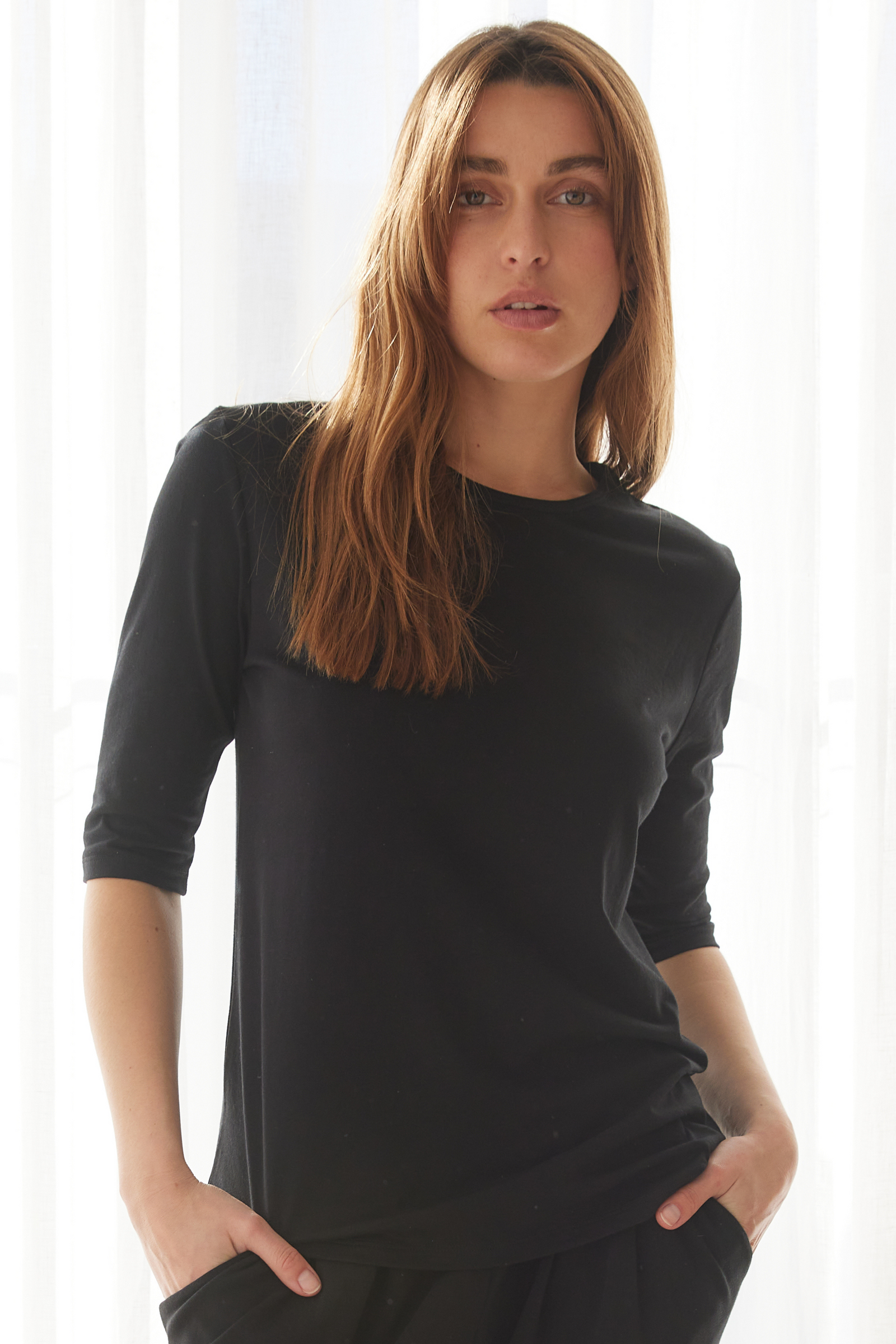 Elbow length sleeve tee