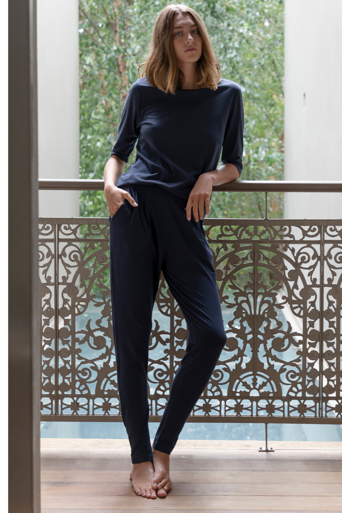 Elbow length sleeve tee