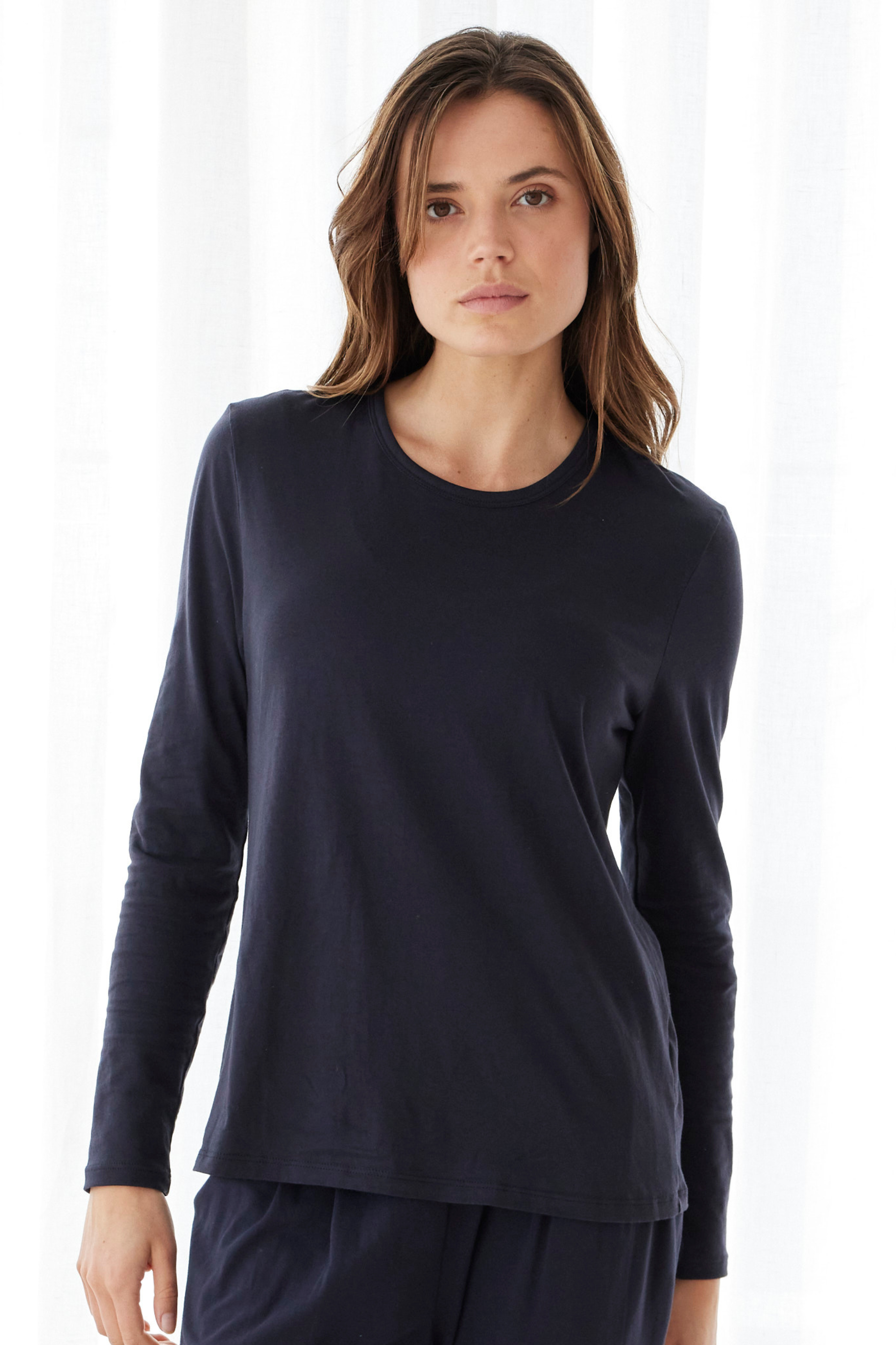 Shelf bra long sleeve top