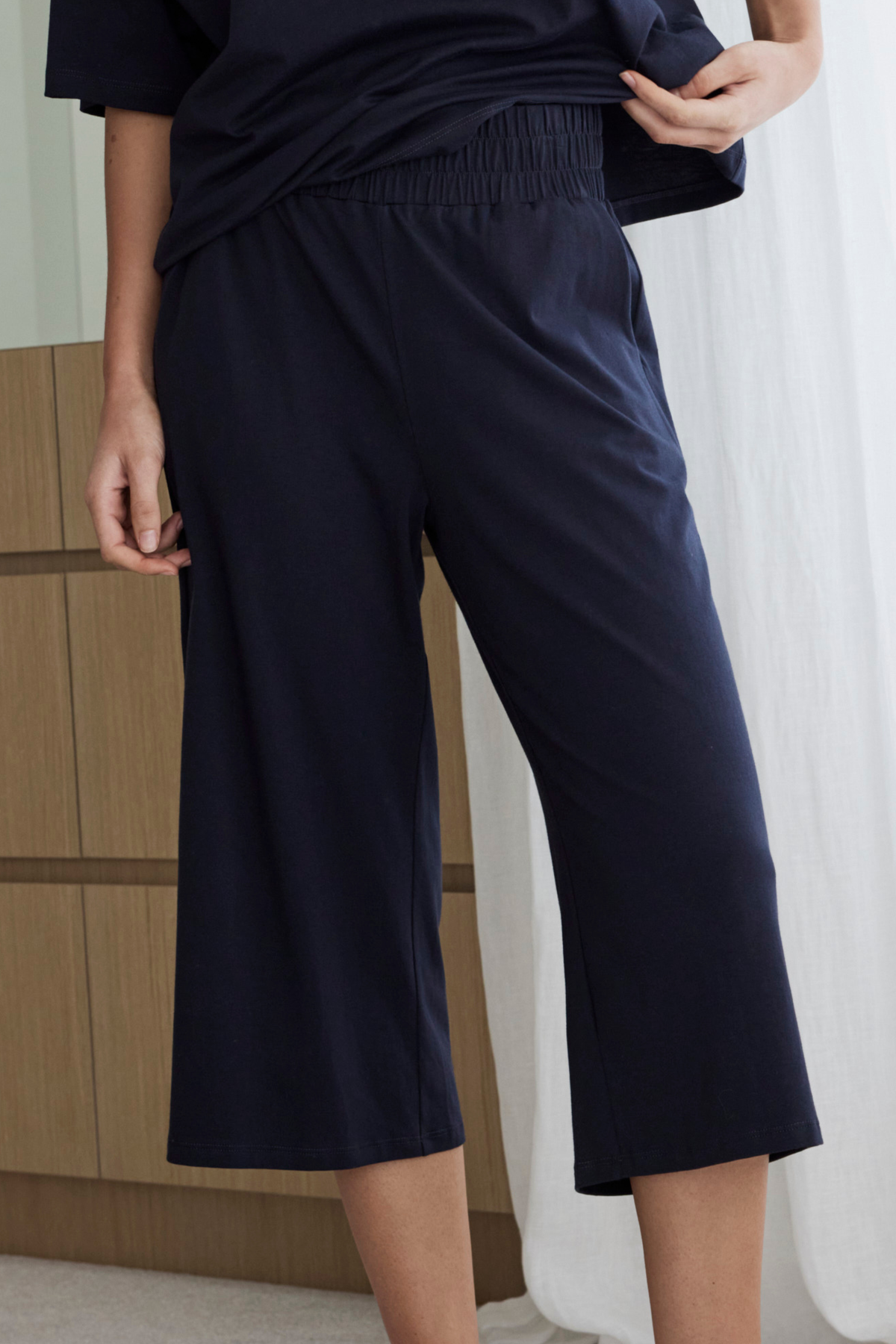 Cropped pants