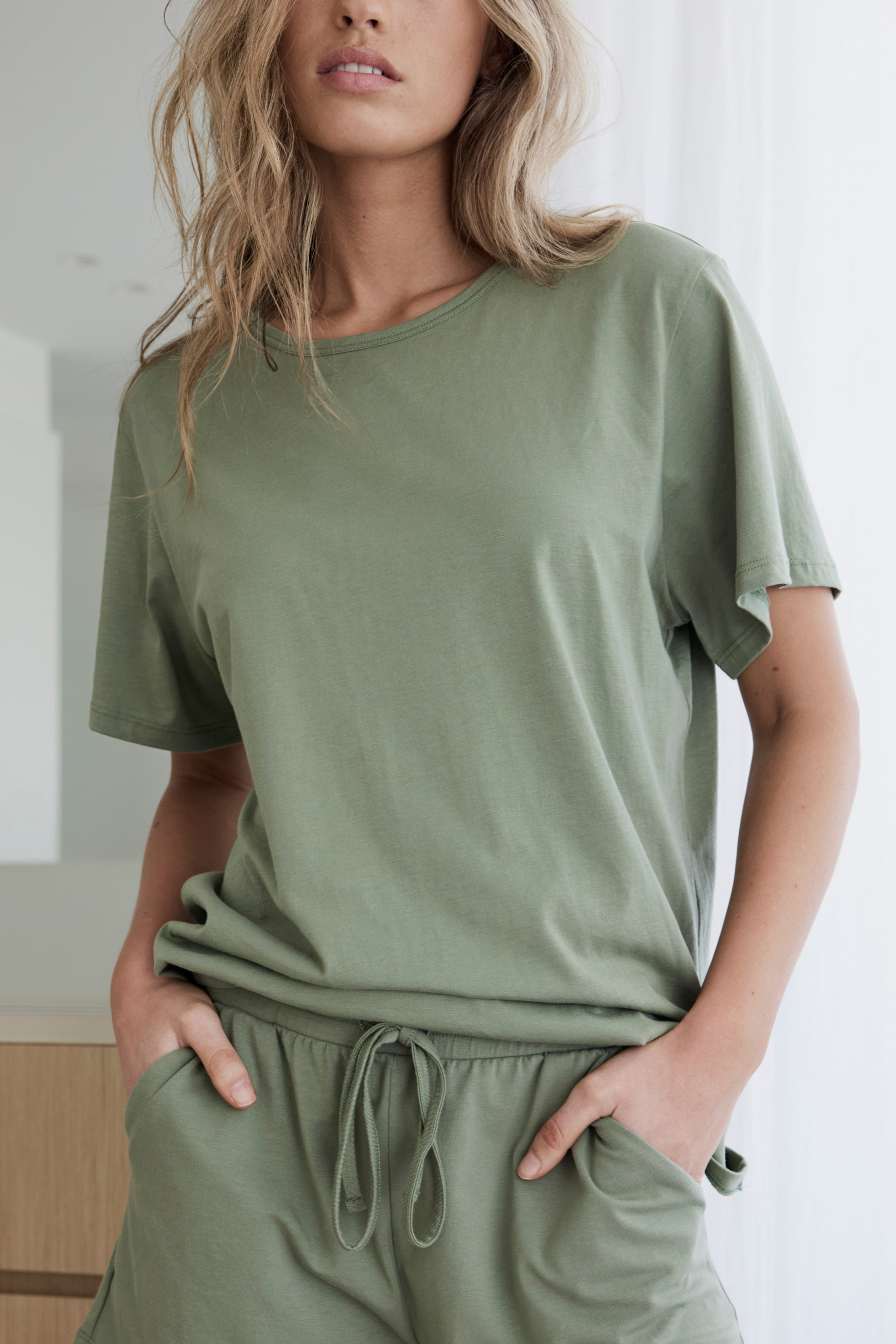 Staple tee - Soft green